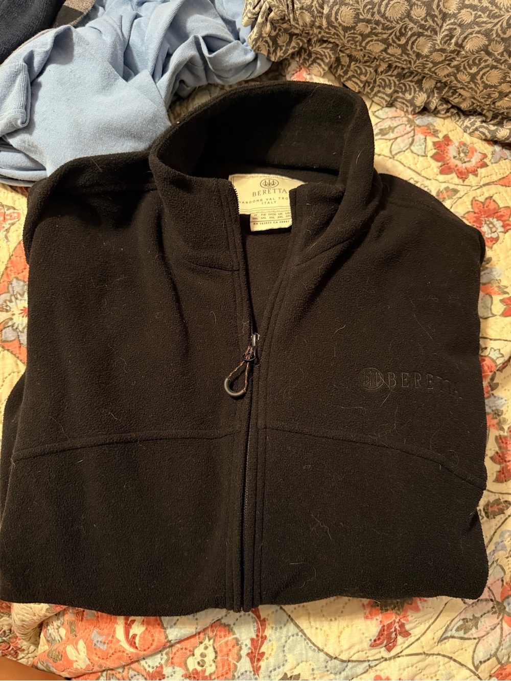 Beretta Men's Black Zip-Up Fleece Sweater